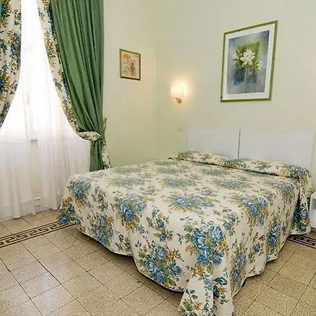 Oasi Affittacamere 4*